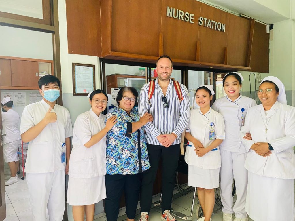 KUNJUNGAN GENERASI Ke 4 KELUARGA SCHMUTZER di RS SANTA ELISABETH