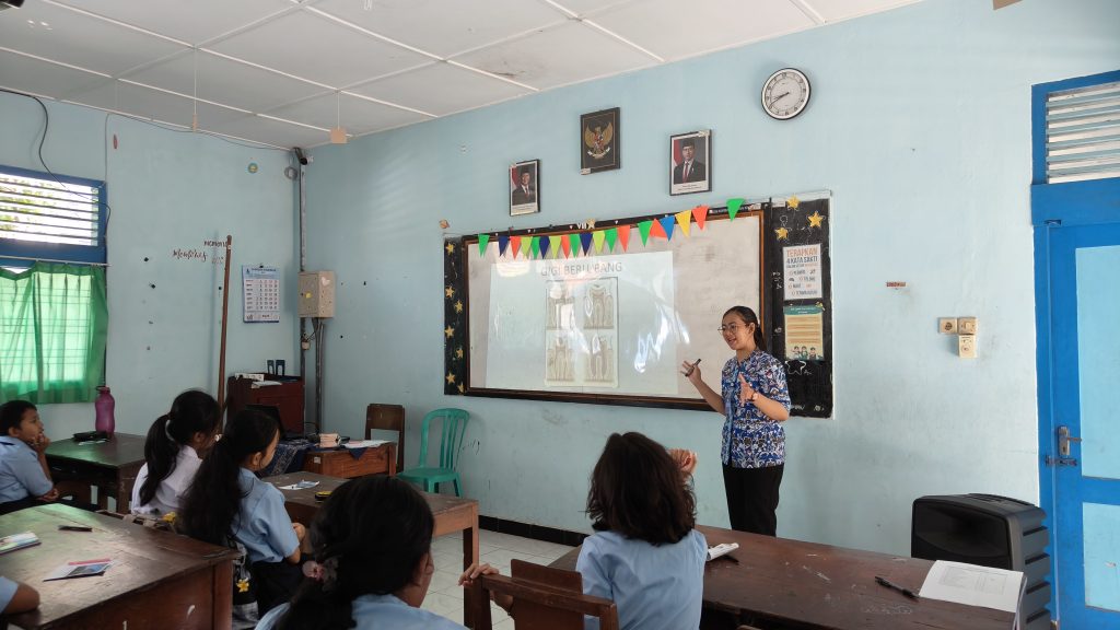 Edukasi dan Skrining Kesehatan Gigi dan Mulut di SMP Kanisius Bambanglipuro