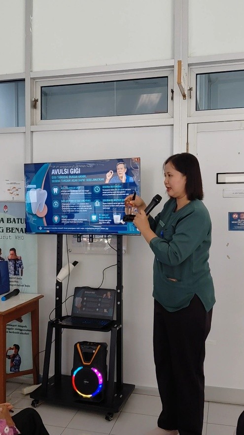 Edukasi Kesehatan Gigi Lansia: Menjaga Senyum dan Kualitas Hidup di Usia Senja