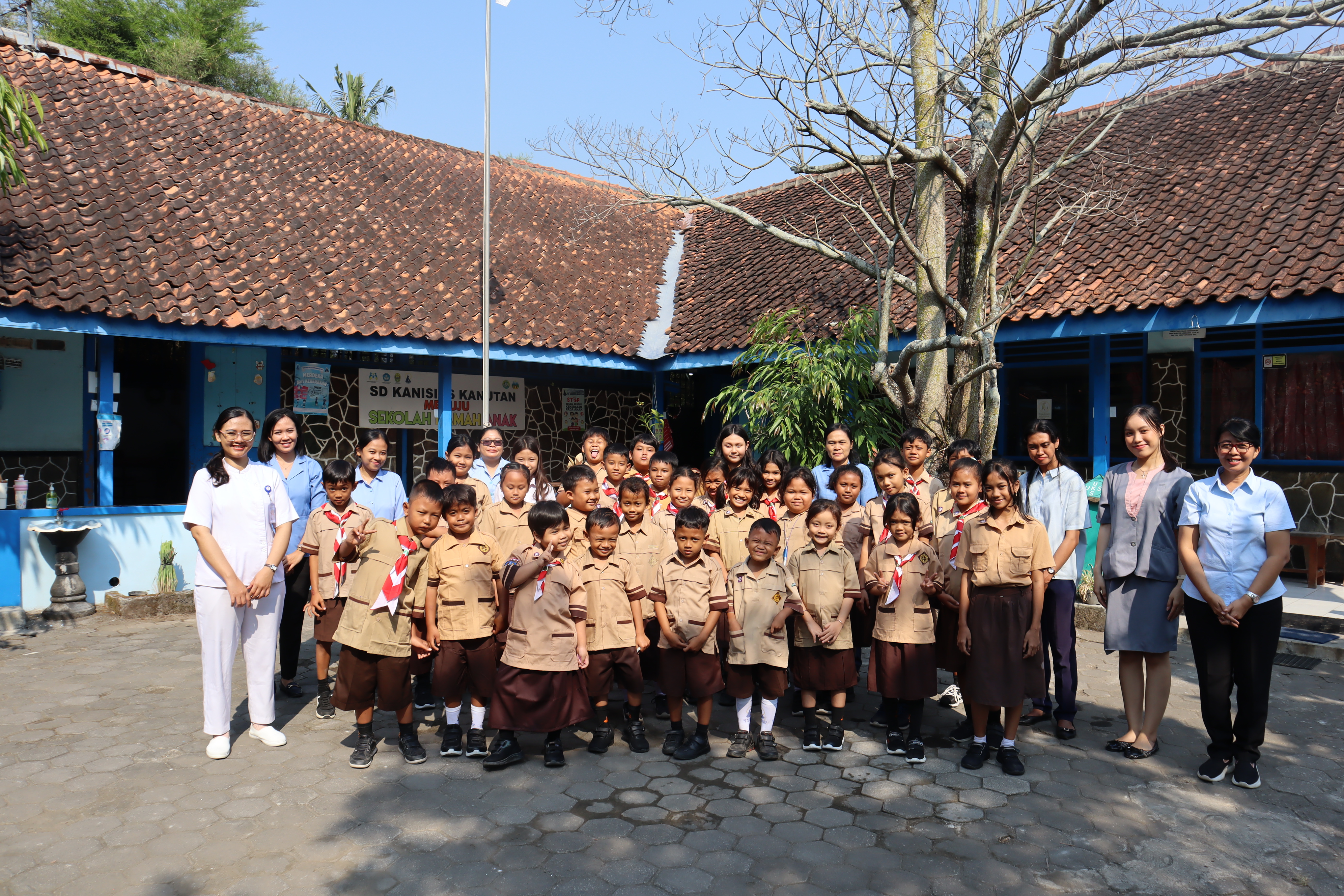 Edukasi Kesehatan Gigi dan Cuci Tangan bagi Siswa SD Kanisius Kanutan Bantul